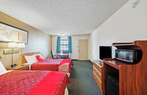 Junction Hotel | Budget-Friendly Pet-Friendly Lodge Near I-10 – Clean & Convenient Stay