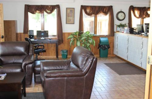 Northeast Entrance Badlands Hotel | Budget Host Sundowner Motor Inn Kadoka