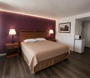 Ontario Hotel | Budget Inn Ontario