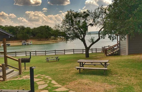 Graford House | Bungalow #10 at Possum Kingdom Lake