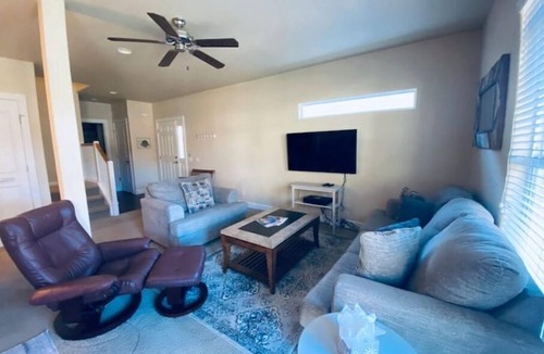Quincy House | C43 Home by pool & near the Gorge shuttle pick up area at Sunfire Grill