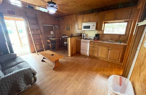 Negreet Cabin | Cabin 14 at Tranquility Bay Resort