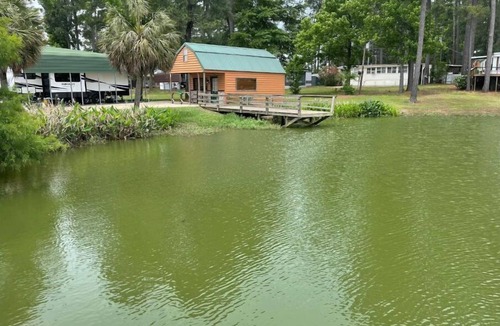 Negreet Cabin | Cabin 52 at Tranquility Bay Resort