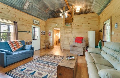 Breckenridge House | Cabin w/Dock on Hubbard Creek Lake: Pets Welcome!