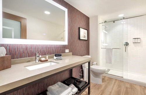 River North Art District Hotel | Cambria Hotel Denver Downtown RiNo