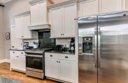 Carlton Landing House | Carlton Landing! Beautiful Townhouse just steps away from the water front.