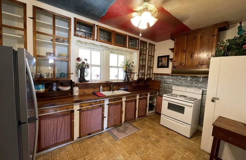 Bandera House | Carriage Inn - Cowboy Capital of the World