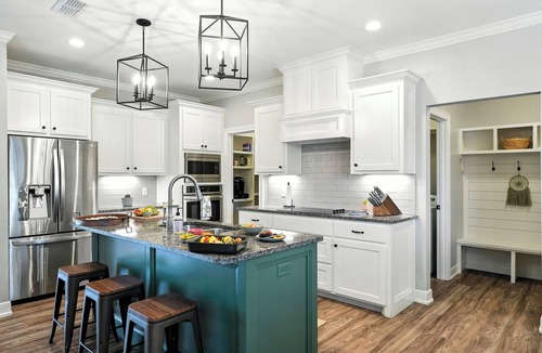 Abilene House | Casa Del Sol | Modern Sanctuary in Abilene