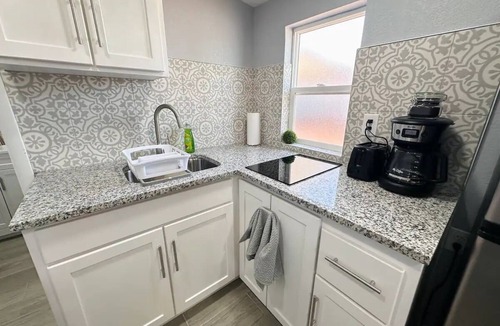 El Paso Apartment | Casa Memphis Chic Basement Gem