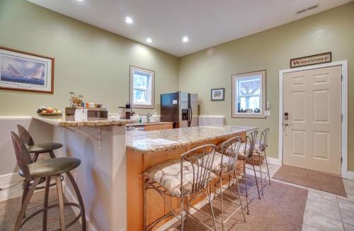 Cascade House | Cascade Cabin Hideaway w/Views, 1/2 Mi to Lake