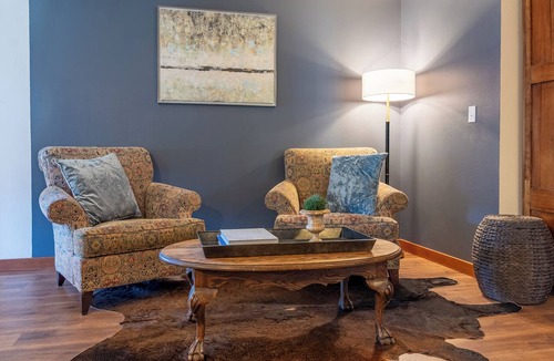 Twisp Hotel | Casia Lodge and Ranch