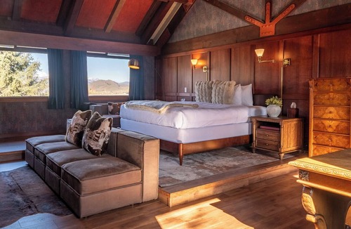 Twisp Hotel | Casia Lodge and Ranch