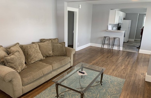 Casper House | Casper's Cozy Craftsman
