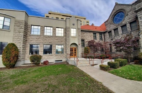 Brownstown Apartment | Center Apt 206 Historical church 1908
