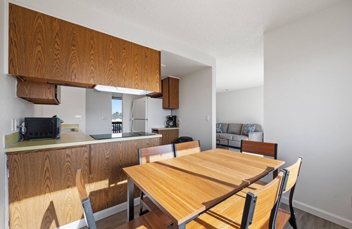 Kennewick Apartment | Central Location D in Cul de Sac, 2 Bedroom, 1 Bath-sleeps 6, pets allowed