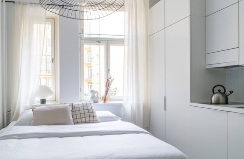 Ullanlinna Apartment | Central studio with spacious bathroom