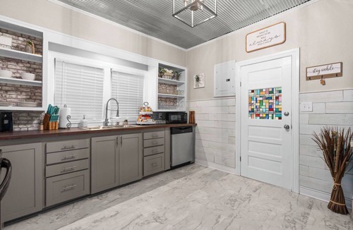 Paris House | Centrally located, cozy, cottage style home in Paris, Arkansas.