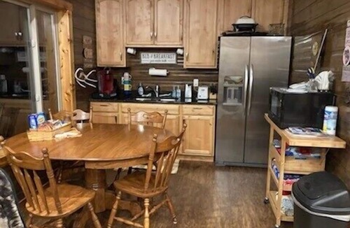 Chamberlain Cabin | Chamberlain 2 Bedroom Cabin, Sleeps 4-6, Great View, Boat/Camper Parking, Quiet