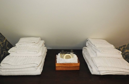 Champaign Bed & Breakfast | Champaign Garden Inn