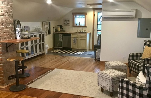 Chewelah Apartment | Charm and Comfort in the Heart of Chewelah!