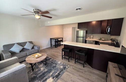 Columbia Apartment | Charming 2-Bed, 1-Bath Modern Retreat
