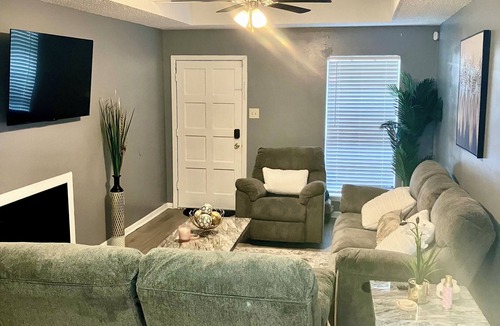 Baker Apartment | Charming 2-bedroom apartment in Baker with AC, WiFi