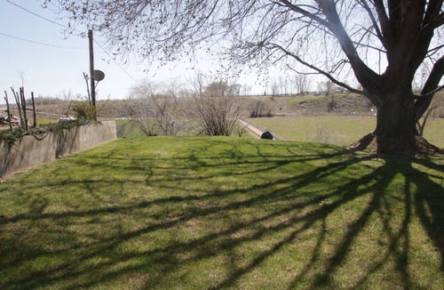 Parma House | Charming 2-bedroom Farm house with AC, WiFi in Phenomenal Parma