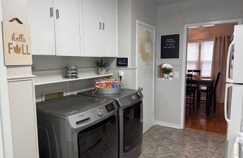 Stillwater House | Charming 2-bedroom house- 5 minutes from OSU campus!