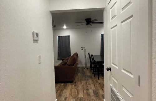 Southside House | Charming 2-bedroom house south of downtown San Antonio