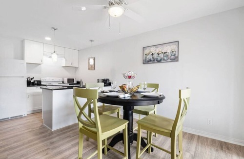 Junius Heights Apartment | Charming 2 BR near Deep Ellum