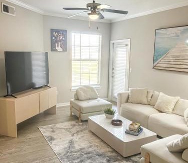 Egypt Apartment | Charming 2BR 2BA Oasis in Magnolia
