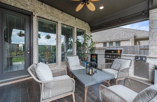 Magnolia House | Charming 3-bd house w/nearby lake access, pickleball court, & outdoor kitchen