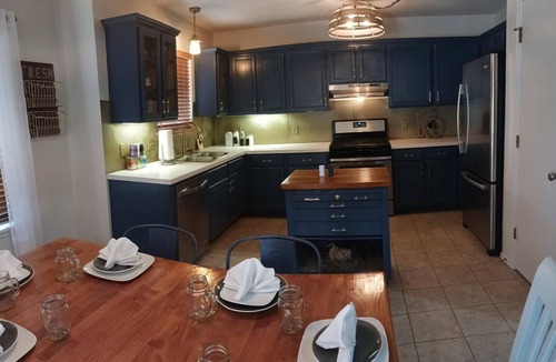 Edmond House | Charming 3-bedroom farm to table home