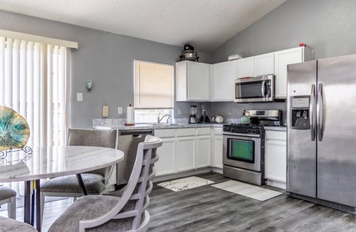 Southeast Arlington House | Charming 3-bedroom house in lovely Arlington with AC