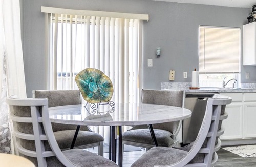 Southeast Arlington House | Charming 3-bedroom house in lovely Arlington with AC
