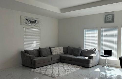 Cleveland House | Charming 3-bedroom house with AC, WiFi in brilliant Cleveland