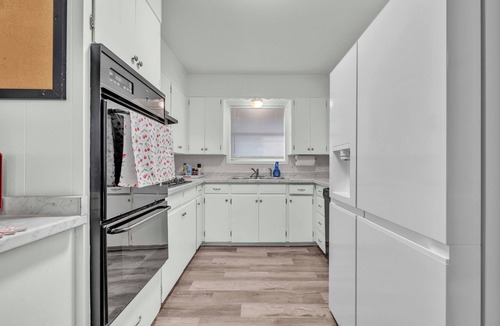Temple House | Charming 3-bedroom house with AC in friendly Temple. Privet, clean, safe, quiet.