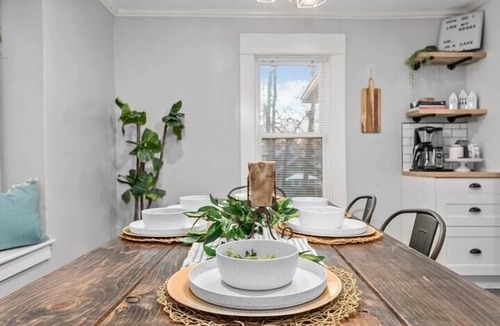 South Kansas City House | Charming 3BR Home in the Heart of Kansas City - Near MAJOR INTERNATIONAL SPORTING EVENT FanFest + Downtown KC!