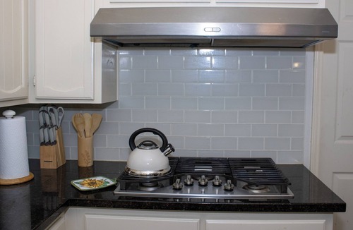 Meadows Place House | Charming 3BR with Private Office - 30 Day Stays