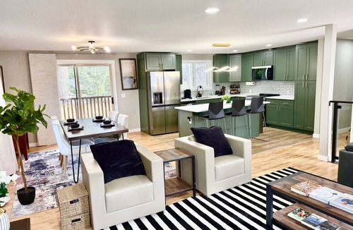 Auburn House | Charming 4-bedroom house near Muckleshoot in Auburn