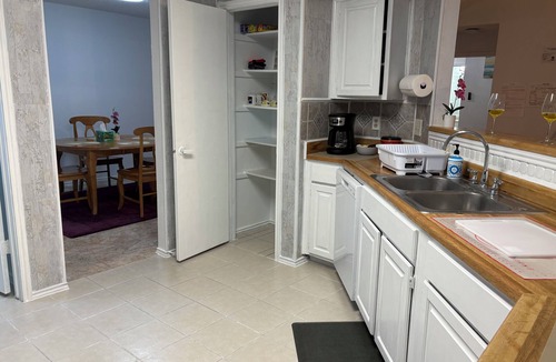 San Antonio House | Charming 4-bedroom house with WiFi and AC in delightful San Antonio