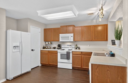 Maverick Creek House | Charming and modern 3-bedroom house for 10-12 ppl. Touristic location.