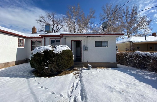Pueblo House | Charming basement separate entrance 2-bedroom house with AC in welcoming Pueblo
