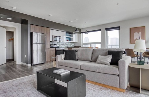 Broadway Apartment | Charming Capitol Hill 2BR w/ Gym & Roof Deck, near I-5, by Blueground