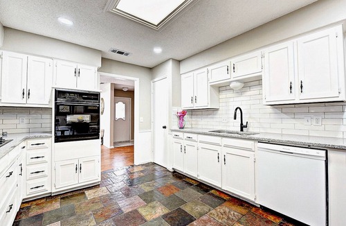 Plano House | Charming Central Plano Duplex