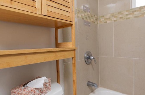Jefferson House | Charming Dreamy Home Close to Downtown SA