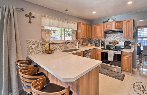 South Westminster House | Charming Family Home, Near Light Rail & Lake!