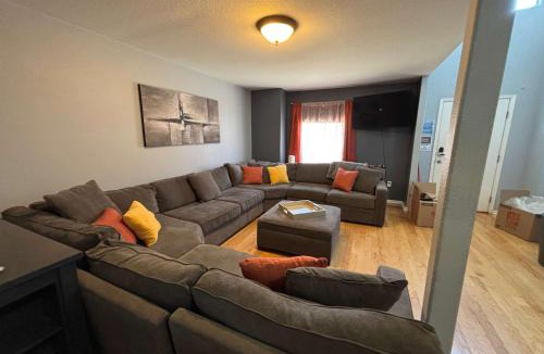 University Hills House | Charming Family Home with Cozy Retreat