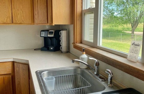 Baker County Cottage | Charming Fisherman’s Cottage with Gorgeous Views