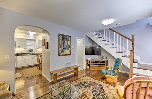 Laramie House | Charming Historic Condo - Walk to Downtown & UW